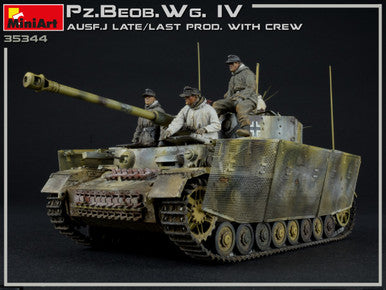 1/35 Miniart WWII PzBeobWg IV Ausf J Late/Last Production Tank w/5 Crew (2 in 1)