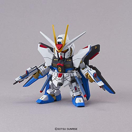 Bandai 5057967 006 Strike Freedom Gundam Sd Ex-Standard Model Kit, from Gundam Seed Destiny