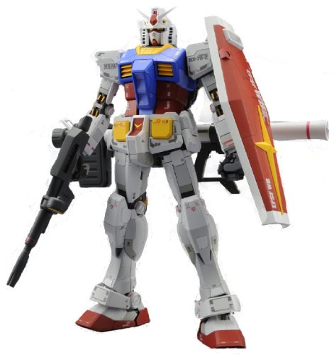 Bandai Hobby MG Gundam RX-78-2 Version 3.0 Action Figure Model Kit, 1:100 Scale